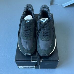 NIKE X JUN TAKASHI
WS NIKE DBREAK/UNDERCOVER
BLACK/BLACK-SAIL